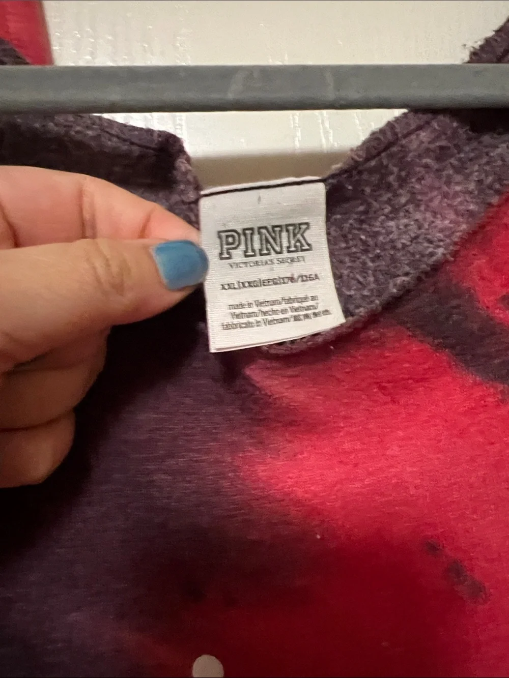 PINK vs Tie-Dye Sweatshirt & Joggers Set - Pink/Red/Black